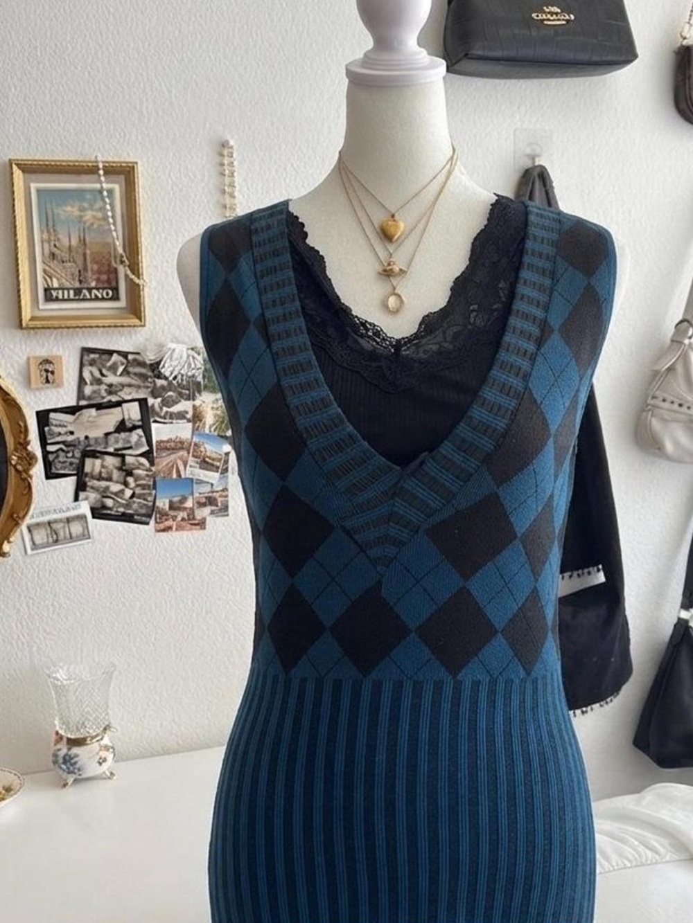 Ardene V-Neck Sweater Vest